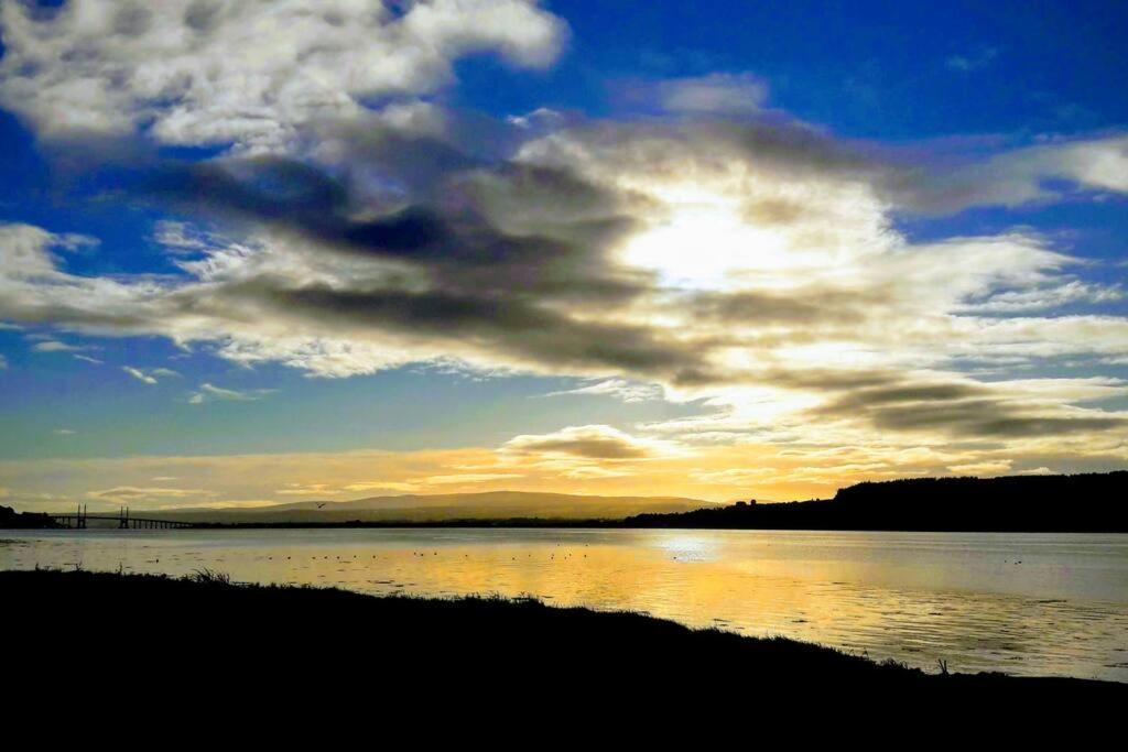 Spacious Sea View Home 5 Miles From Inverness North Kessock Eksteriør bilde