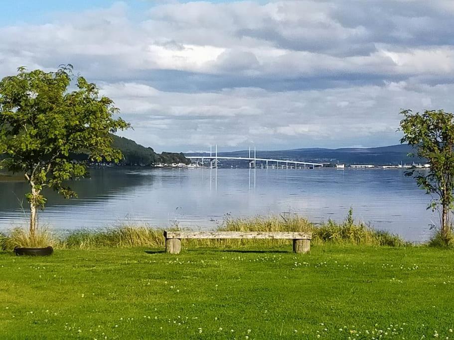 Spacious Sea View Home 5 Miles From Inverness North Kessock Eksteriør bilde